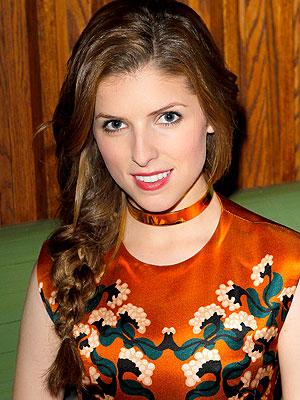 Anna Kendrick Chokers, ANna Kendrick, jewelry trends 2013, jewelry trends choker