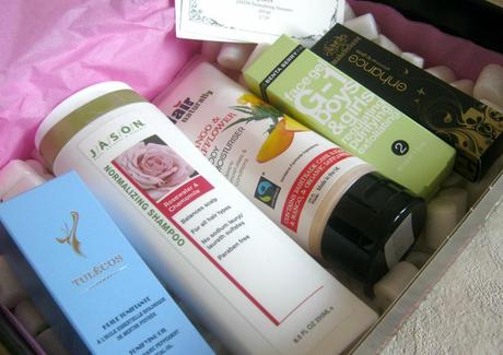 Betrousse - Glitz and Glamour Beauty Box