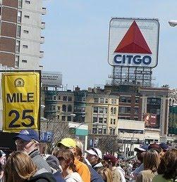 Modern Family Runs the Boston Marathon