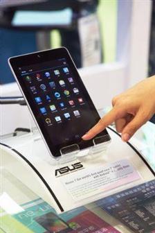 plastic chassis cheaper tablets Adoption of plastic chassis may reduce tablet price