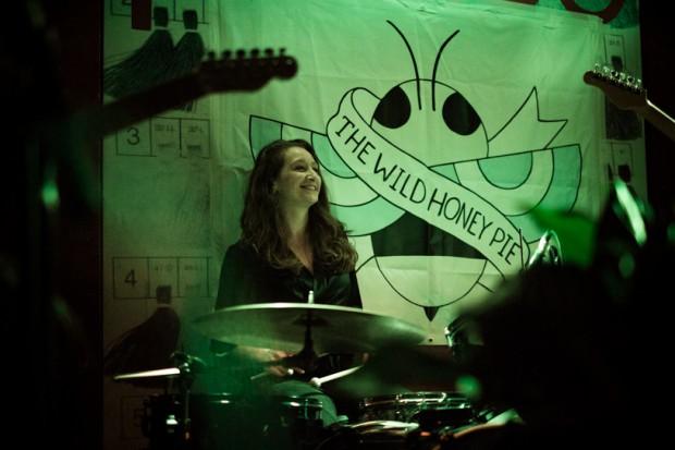 bellemare 007 620x413 BELLE MARE AND FRANCES CONE FILLED PIANOS ON FRIDAY NIGHT [PHOTOS]