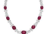 Auction Action: Magnificent Jewels