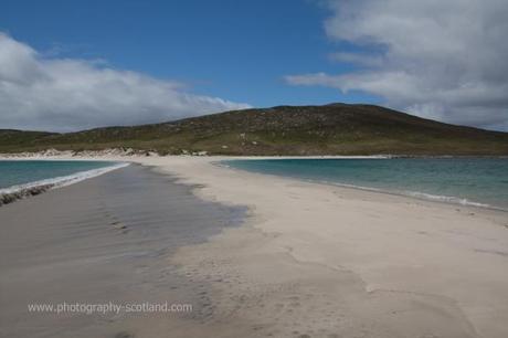 Photo - Corran Raa sand spit on Taransay, Outer Hebrides, Scotland