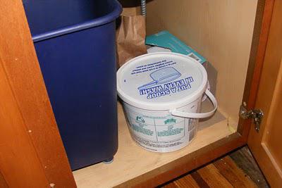 Composting for Dummies Pt. 4: DIY Countertop Compost Caddy
