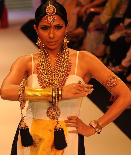 India International Jewelery Week 2011