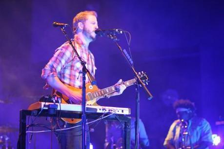 IMG 9085 550x366 BON IVER SERENADED PROSPECT PARK [PHOTOS]