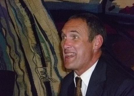 Chef attacks kitchen worker after critic AA Gill calls food ‘disgusting’