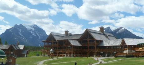 Lodge at Lake Louise Gondola
