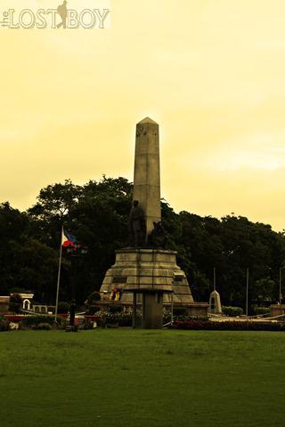 rizal monument