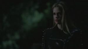 Kristin Bauer van Straten as vampire Pam, S4 Ep8