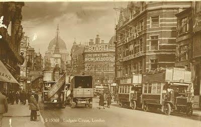 The Friday Postcard From London – 26th August 1947