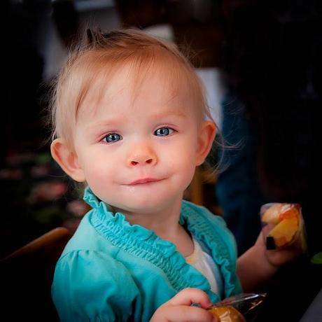 PHOTOGRAPHING CANDID CHILDREN'S PHOTOS