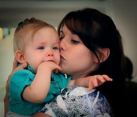 PHOTOGRAPHING CANDID CHILDREN'S PHOTOS