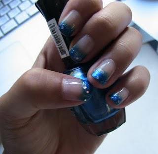 NOTW: Blue Tips with Sparkle