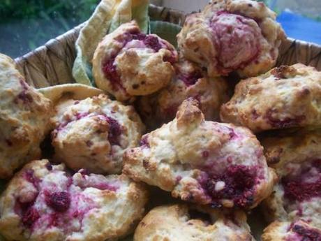 Raspberry scones