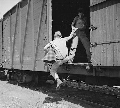 Freighthopping Hobos: Free - And Illegal - Transportation For Gentlemen Of The Rails