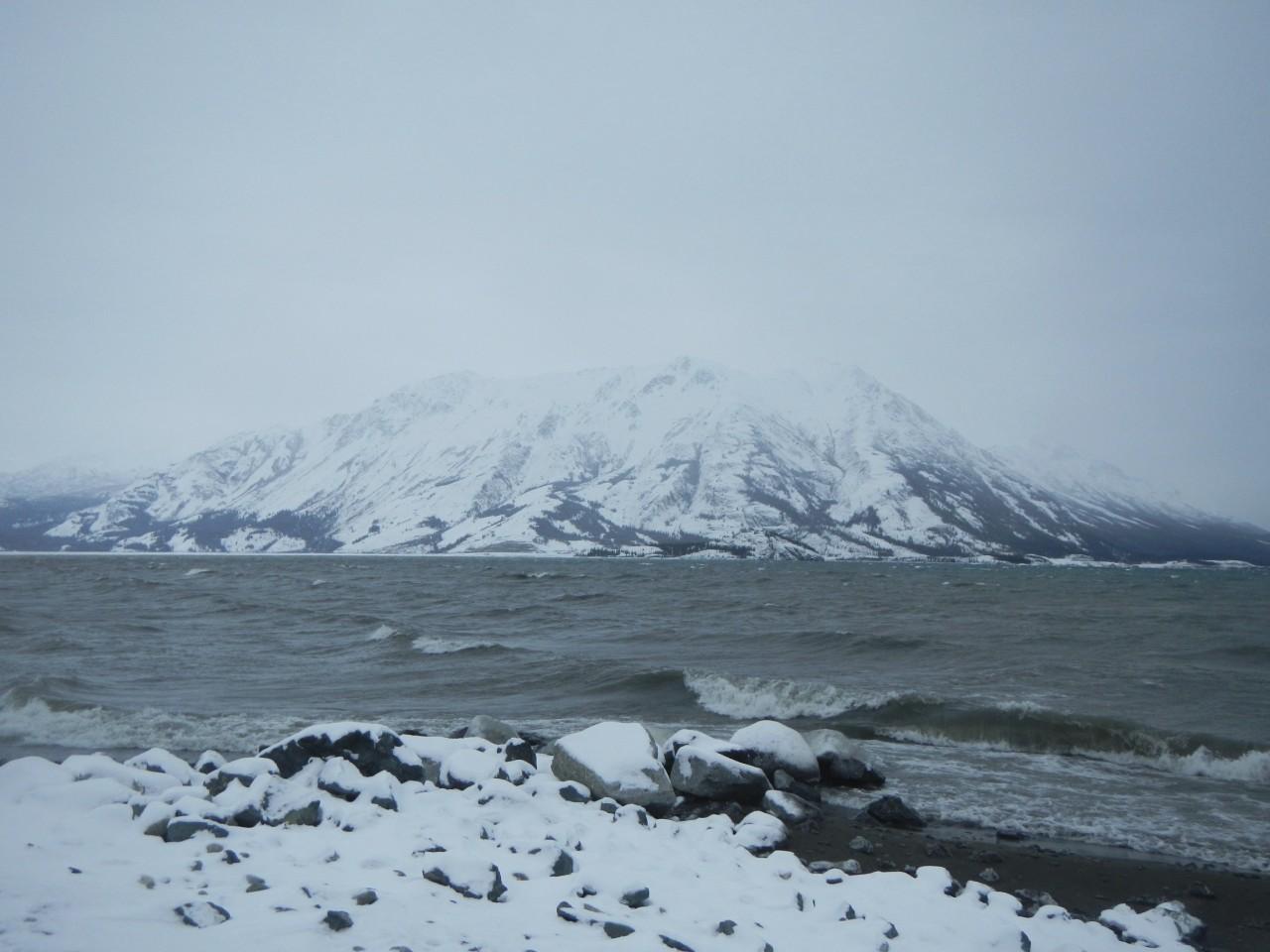 The fog was very dense on Kluane Lake