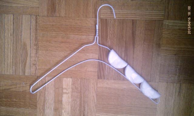 DIY: Padded Clothes Hanger
