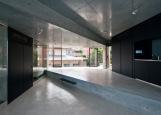 Motoazabu Apartment sYms by Kiyonobu Nakagame Architect