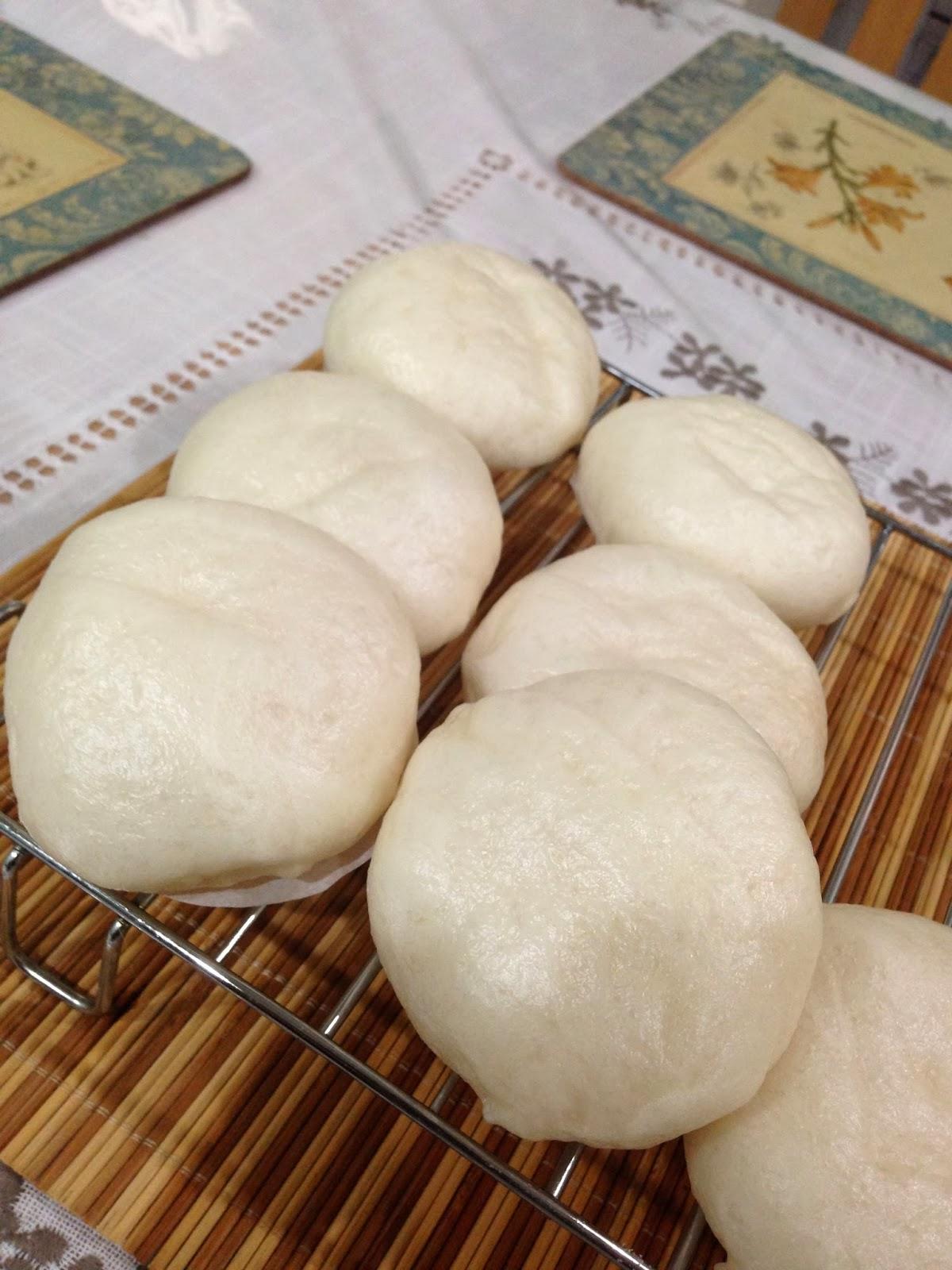 Custard filled Pau