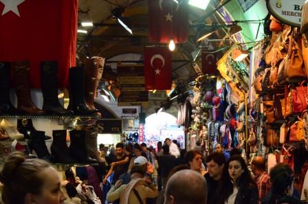 a crowded grand bazar in istanbul