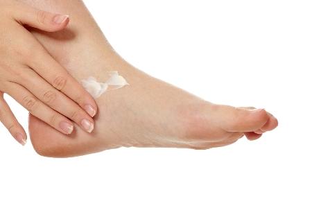 DIY: How to do a Perfect Self Pedicure