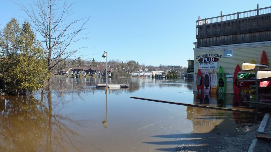 Huntsville flooding - on the docks flooding - Ontario - April 21 2013