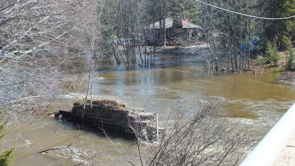 Big East River flood zone - Huntsville, Ontario - April 21 2013