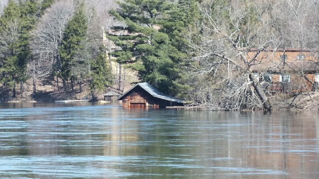 Huntsville flooding - flooded boat house - Ontario - April 21 2013