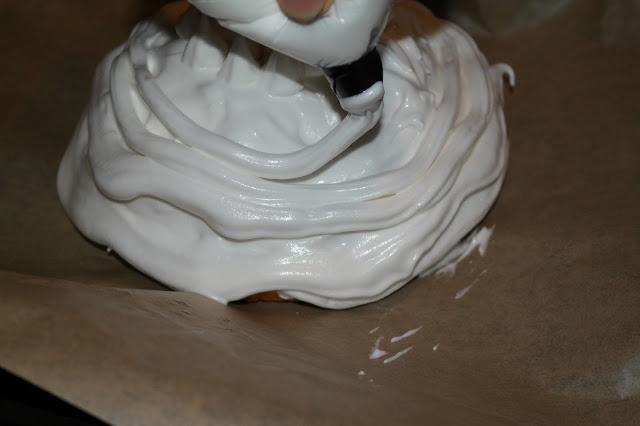 Yoo Moo Very Berry Baked Alaska