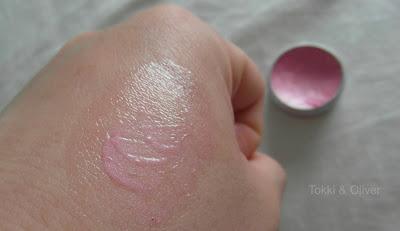 Lush Cosmetics - The Kiss Lipgloss Review and Swatches