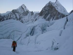 Everest 2013: Teams On The Move Once Again