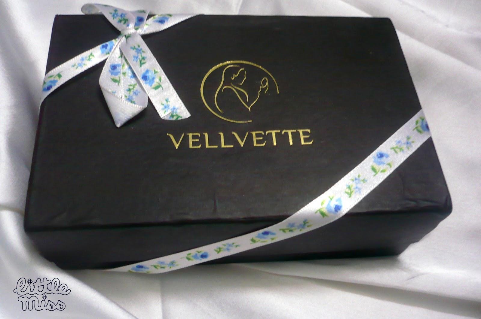 My April 2013 Vellvette Box !