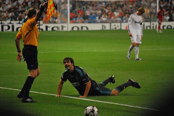 Morientes in his final season playing for Marseille against Real Madrid. Courtesy of Alejandro Ramos