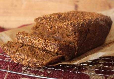 Carrot Ginger Molasses Bread 01