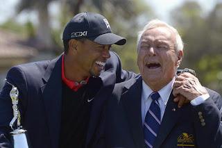 Tiger_Woods_Arnold_Palmer