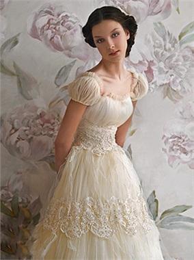 whit lace dress alice inspired