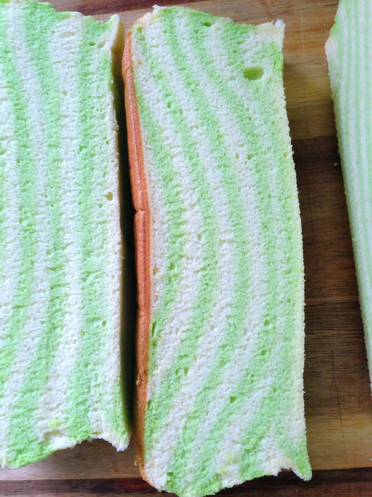 Pandan ogura (xiang si) or spongecake:D