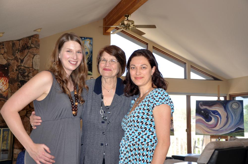 Artist Elena Karavodin, Ruth Hammons & artist Cedar Lee, in Lee's home