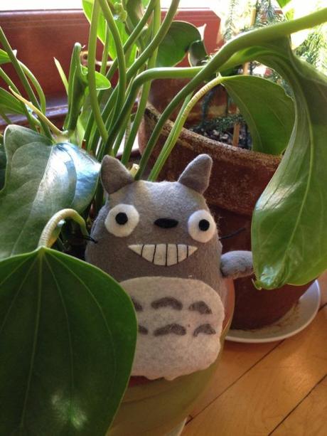 Easy DIY: Totoro plush 20130428-092930.jpg