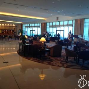 Le_Royal_Hotel_Dbayeh_Breakfast01