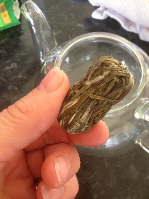 121/365 a pretty cup of tea...