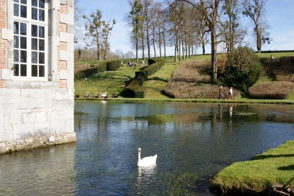 Swan Jardin d'Annevoie