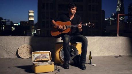 shakey SHAKEY GRAVES IS COMING TO TOWN [VIDEO]