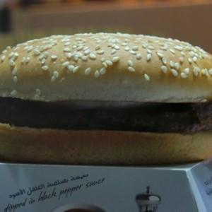 McDonalds_Lebanon_French_Pepper_Burger_Taste_World09