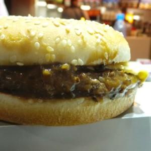 McDonalds_Lebanon_French_Pepper_Burger_Taste_World13