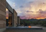 Tucson mountain retreat by DUST