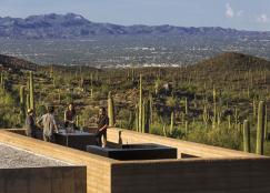 Tucson mountain retreat by DUST