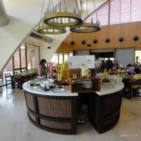 The Living Room Restaurant at Westin Sohna