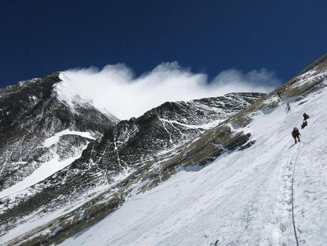 Everest 2013: High Winds Keep Summit Out Of Reach